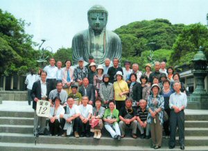 鎌倉大仏様の前で